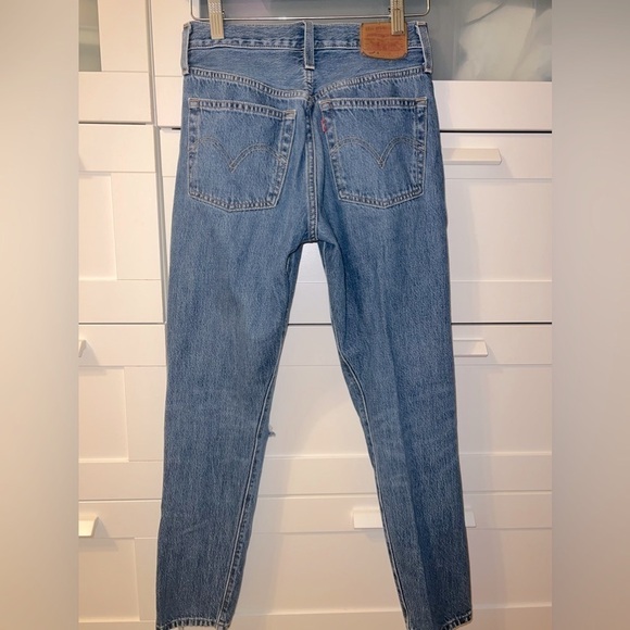 Levi’s 501 Skinny Jeans - Picture 4 of 7